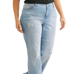 Plus Distressed Jeans. Last pair!!!!❤️🤷